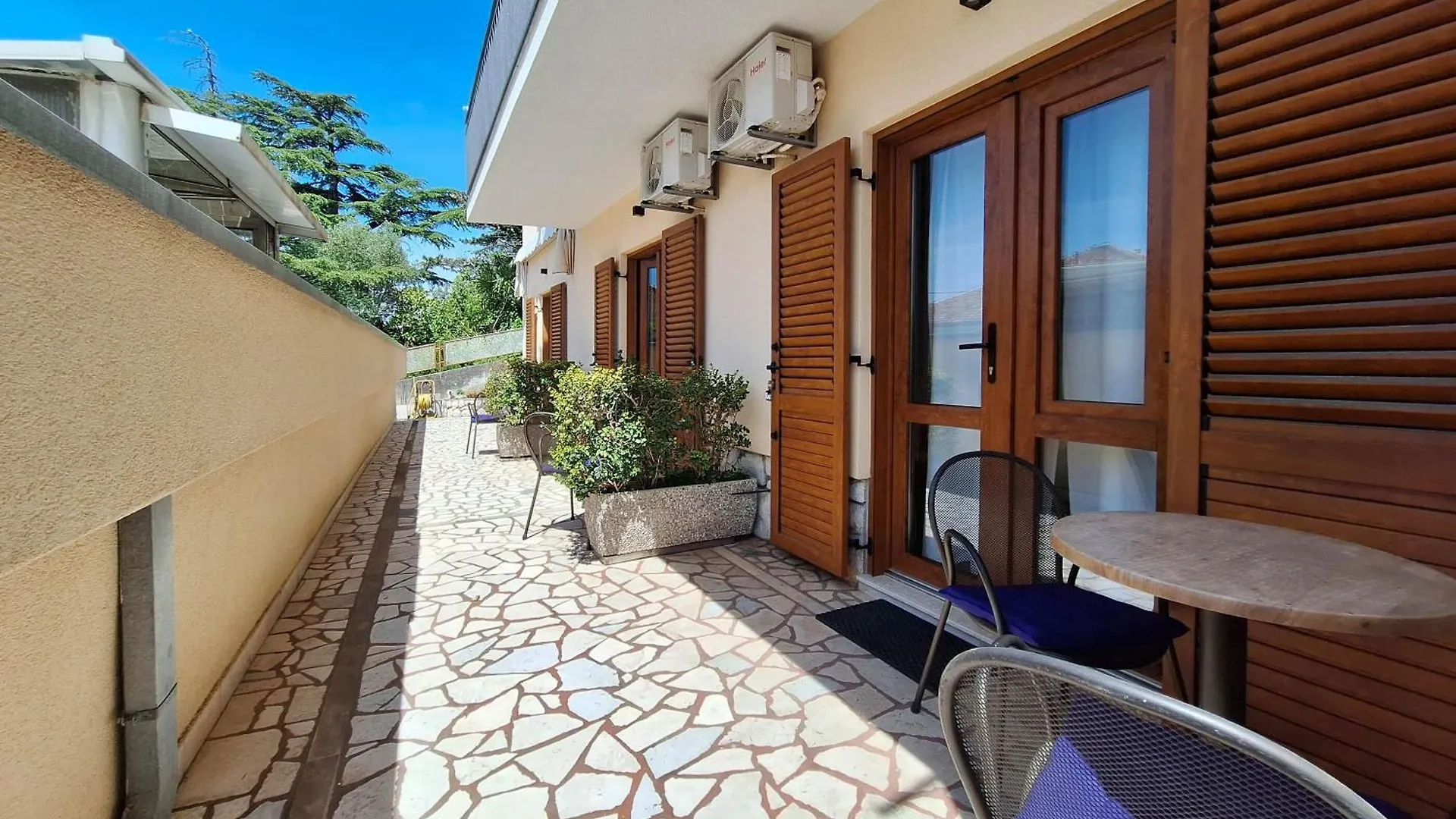 Apartment And Rooms Katunar Crikvenica